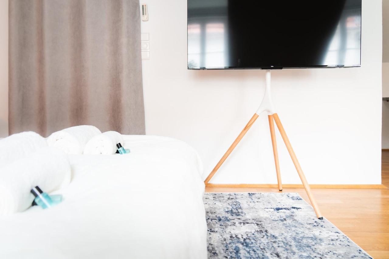 Comfy Downtown Loft - Self Check-In - Centre Of Graz 아파트 외부 사진